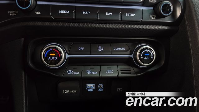 Hyundai Veloster 2020 — photo 18