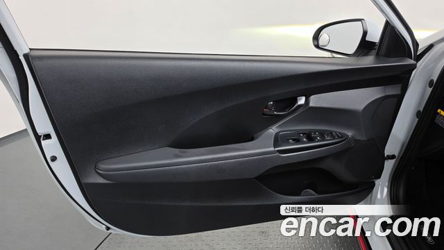 Hyundai Veloster 2020 — photo 15