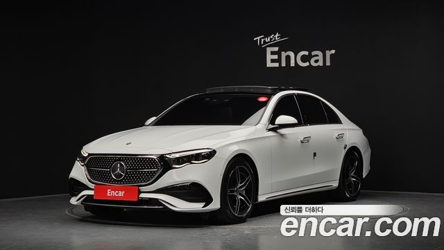 Mercedes-Benz E-Class 2024 — photo 1