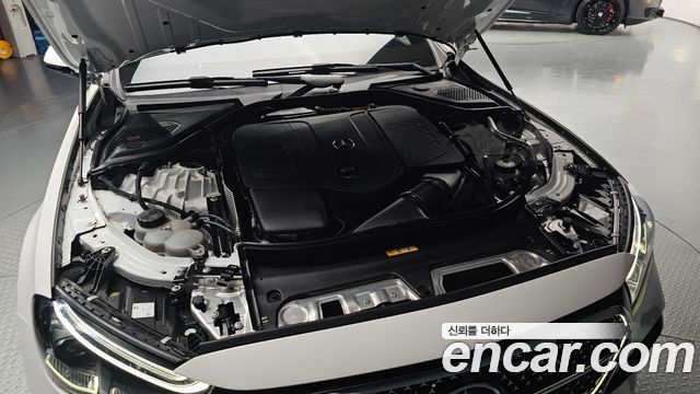 Mercedes-Benz E-Class 2024 — photo 6