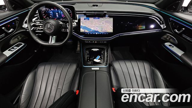 Mercedes-Benz E-Class 2024 — photo 10