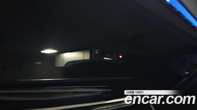 Mercedes-Benz E-Class 2024 — photo 35