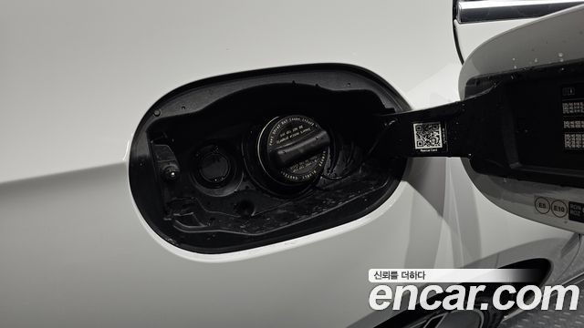 Mercedes-Benz E-Class 2024 — photo 38