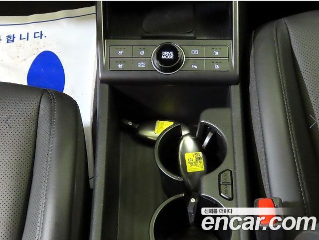 Hyundai Kona 2023 — photo 13