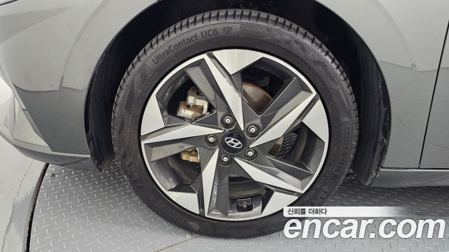 Hyundai AVANTE 2023 — photo 5