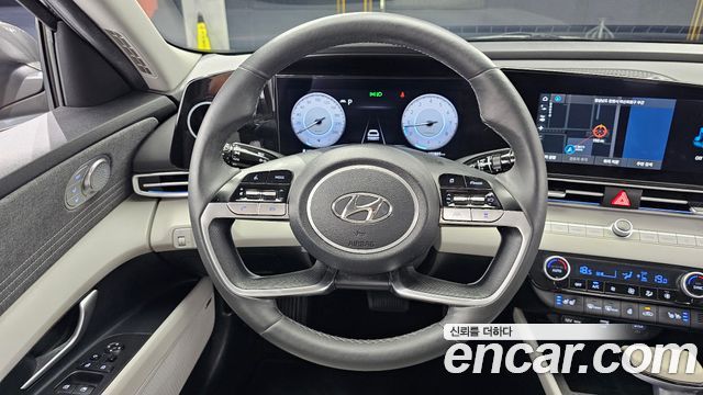 Hyundai AVANTE 2023 — photo 19