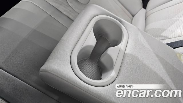 Hyundai AVANTE 2023 — photo 27