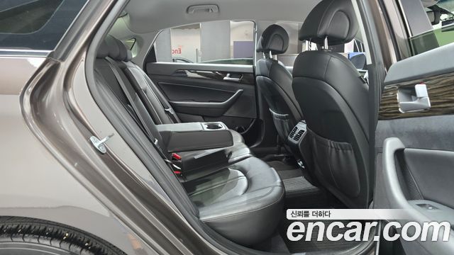 Hyundai Sonata 2016 — photo 17