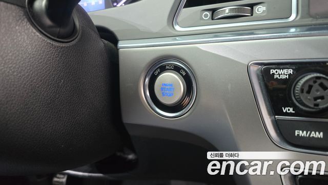 Hyundai Sonata 2016 — photo 24