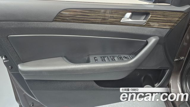 Hyundai Sonata 2016 — photo 14