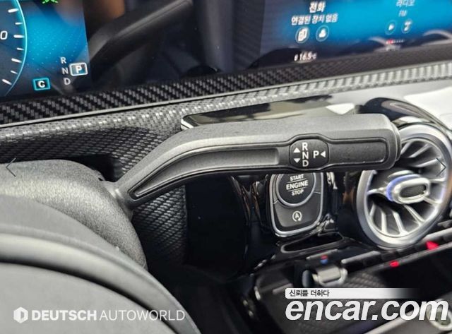 Mercedes-Benz A-Class 2020 — photo 9
