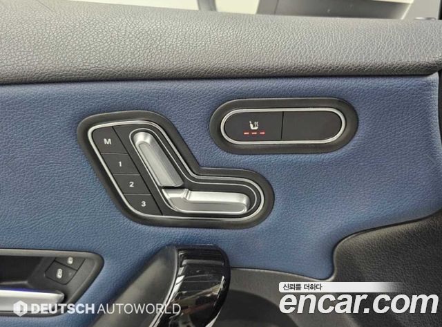 Mercedes-Benz A-Class 2020 — photo 17