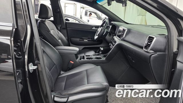 Kia Sportage 2019 — photo 11