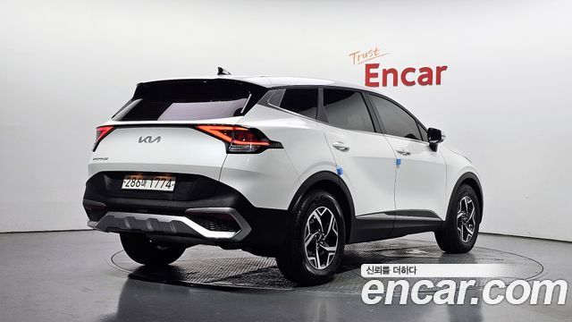 Kia Sportage 2023 — photo 2