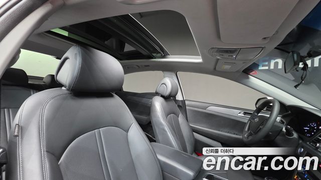 Hyundai Sonata 2016 — photo 26
