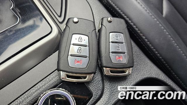 KG Mobility Rexton 2019 — photo 27