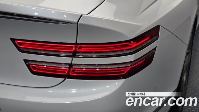 Genesis G80 2021 — photo 9