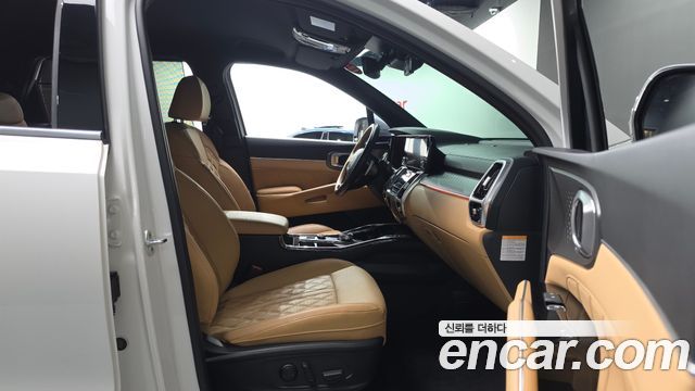 Kia Sorento 2023 — photo 17
