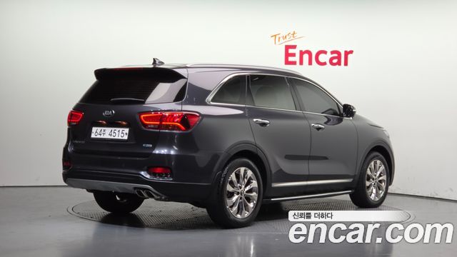 Kia Sorento 2018 — photo 2