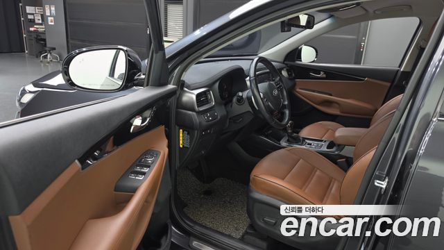 Kia Sorento 2018 — photo 13