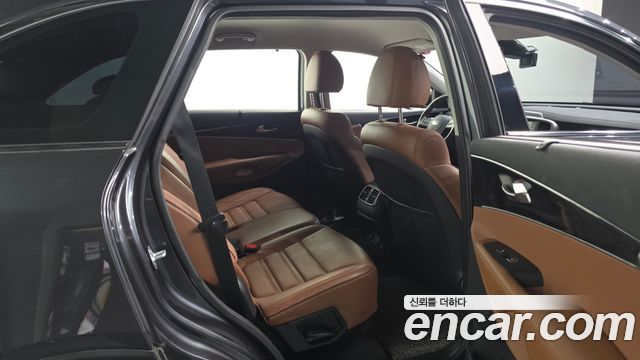Kia Sorento 2018 — photo 17