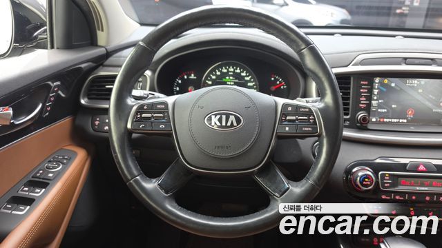 Kia Sorento 2018 — photo 19