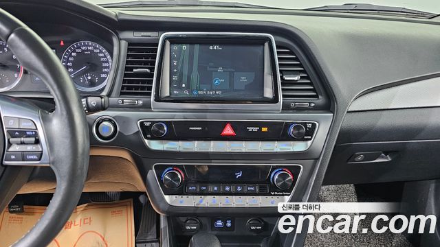 Hyundai Sonata 2018 — photo 14
