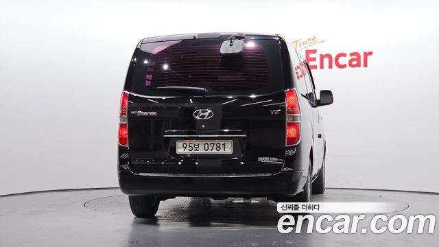 Hyundai Starex 2015 — photo 4