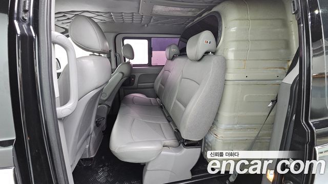 Hyundai Starex 2015 — photo 12