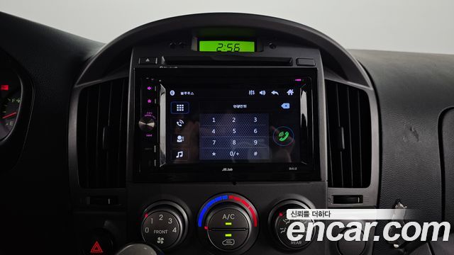 Hyundai Starex 2015 — photo 16