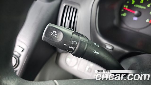 Hyundai Starex 2015 — photo 17