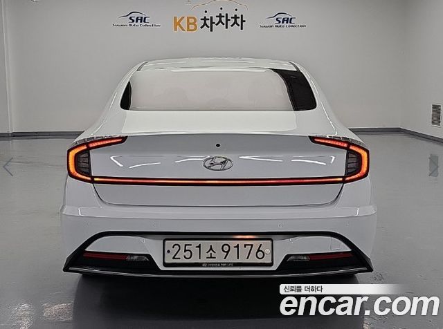 Hyundai Sonata 2021 — photo 3