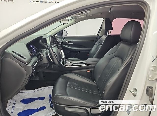 Hyundai Sonata 2021 — photo 11