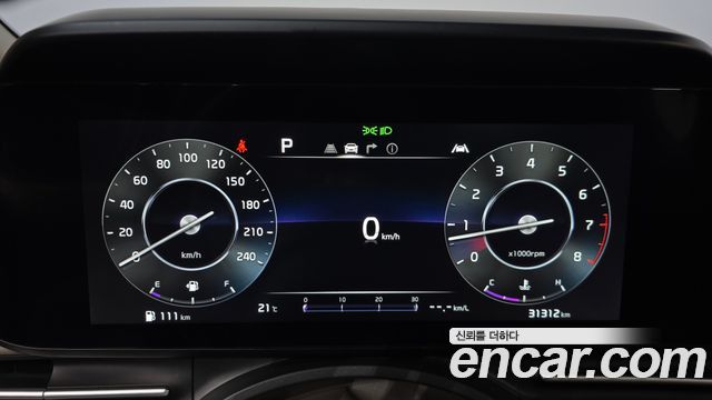 Kia Canival 2023 — photo 11