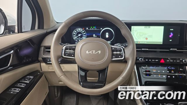 Kia Canival 2023 — photo 18