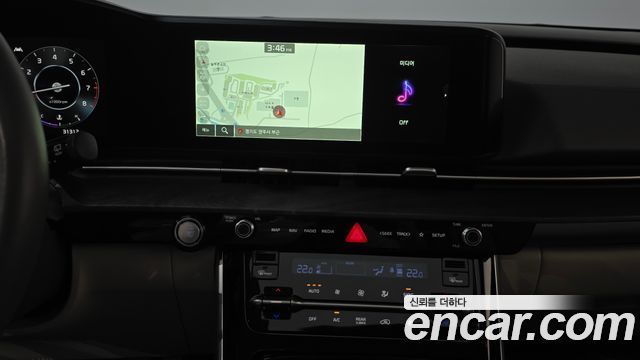 Kia Canival 2023 — photo 19