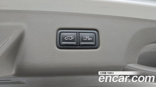 Kia Canival 2023 — photo 26