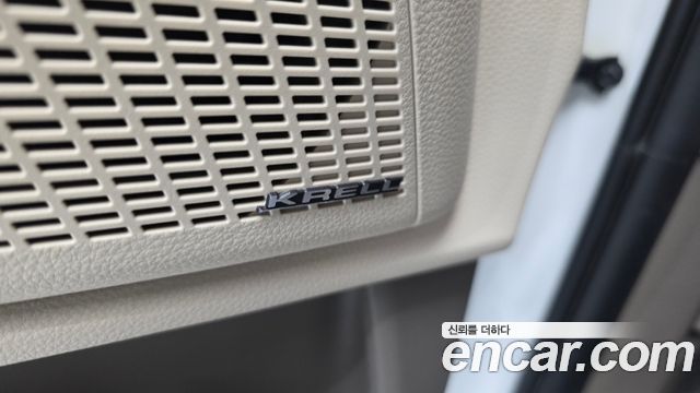 Kia Canival 2023 — photo 32