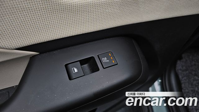 Hyundai Kona 2025 — photo 32