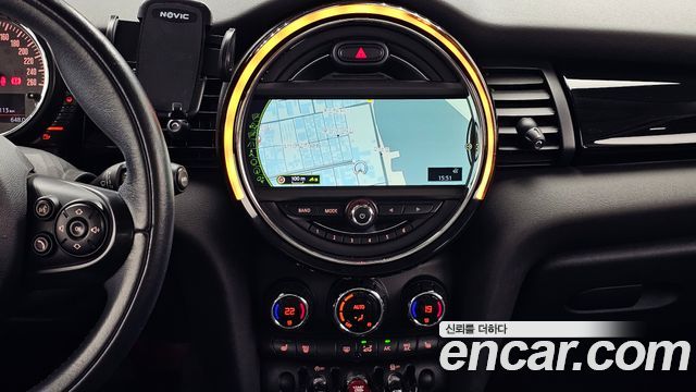 Mini Cooper 2015 — photo 20