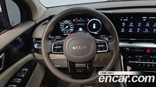 Kia Canival 2023 — photo 19
