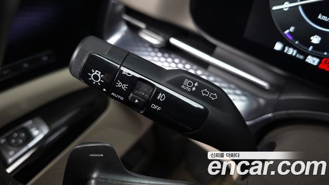 Kia Canival 2023 — photo 26