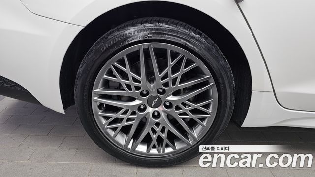 Genesis G70 2023 — photo 19