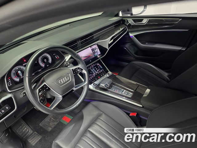 Audi A7 2022 — photo 9
