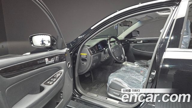 Hyundai Genesis 2013 — photo 13