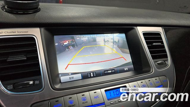 Hyundai Genesis 2013 — photo 20