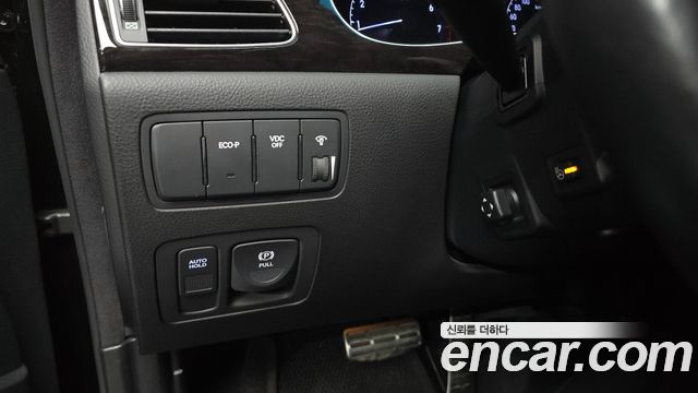 Hyundai Genesis 2013 — photo 25