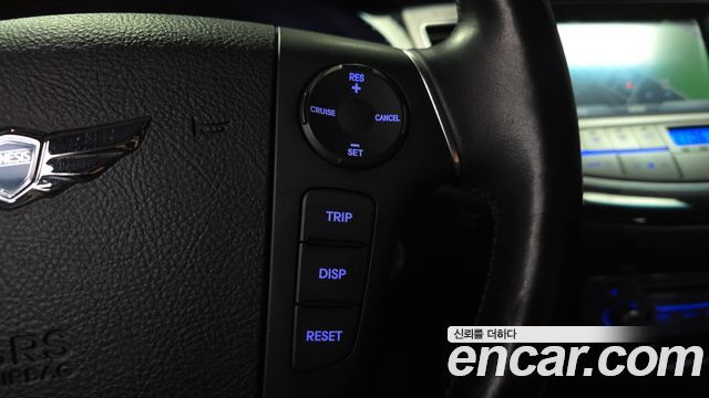 Hyundai Genesis 2013 — photo 31