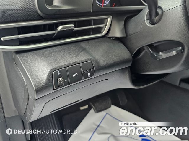 Hyundai AVANTE 2021 — photo 17