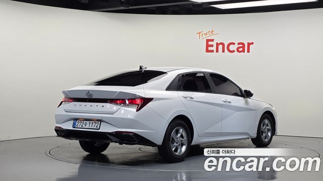 Hyundai AVANTE 2021 — photo 2